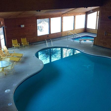 Cedar Motor Inn Marquette Eksteriør billede