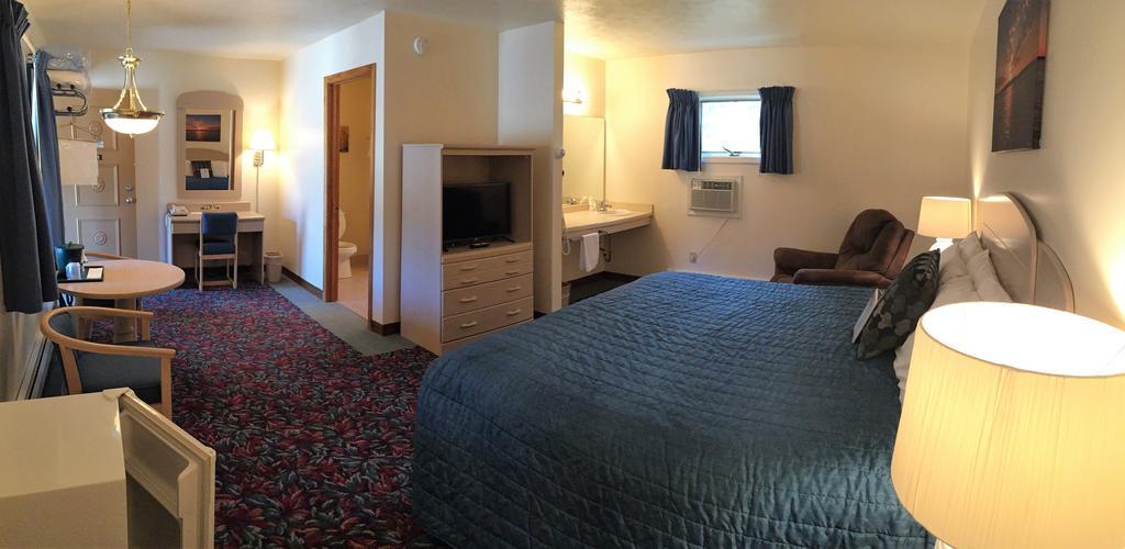 Cedar Motor Inn Marquette Eksteriør billede
