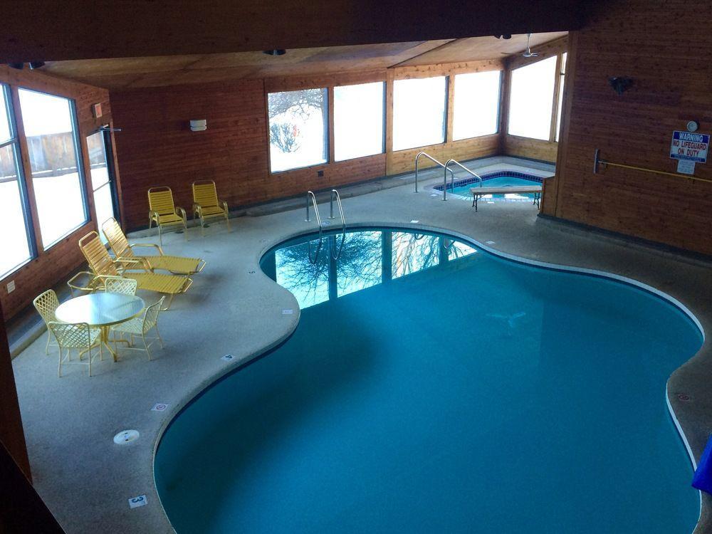 Cedar Motor Inn Marquette Eksteriør billede