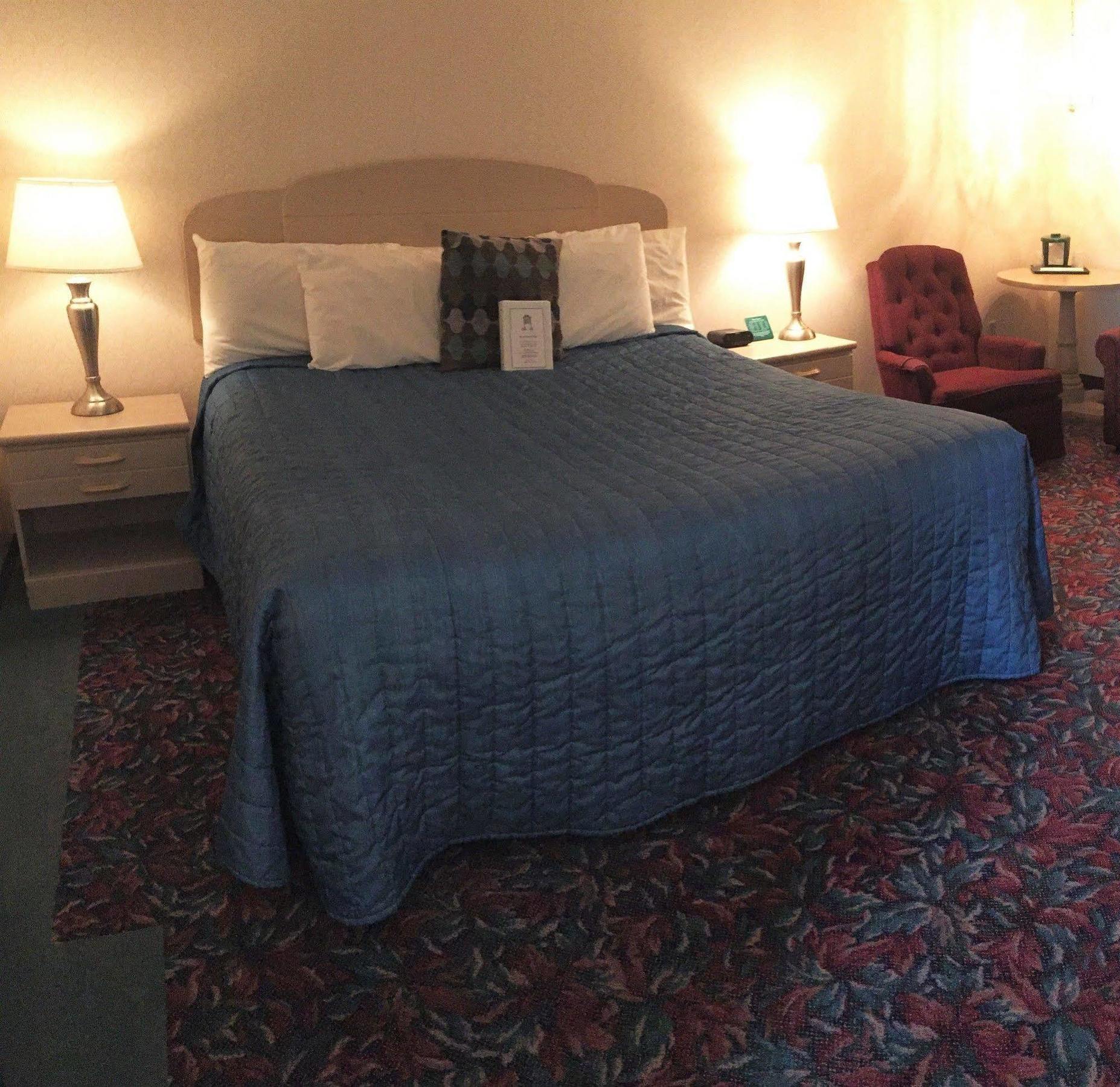 Cedar Motor Inn Marquette Eksteriør billede