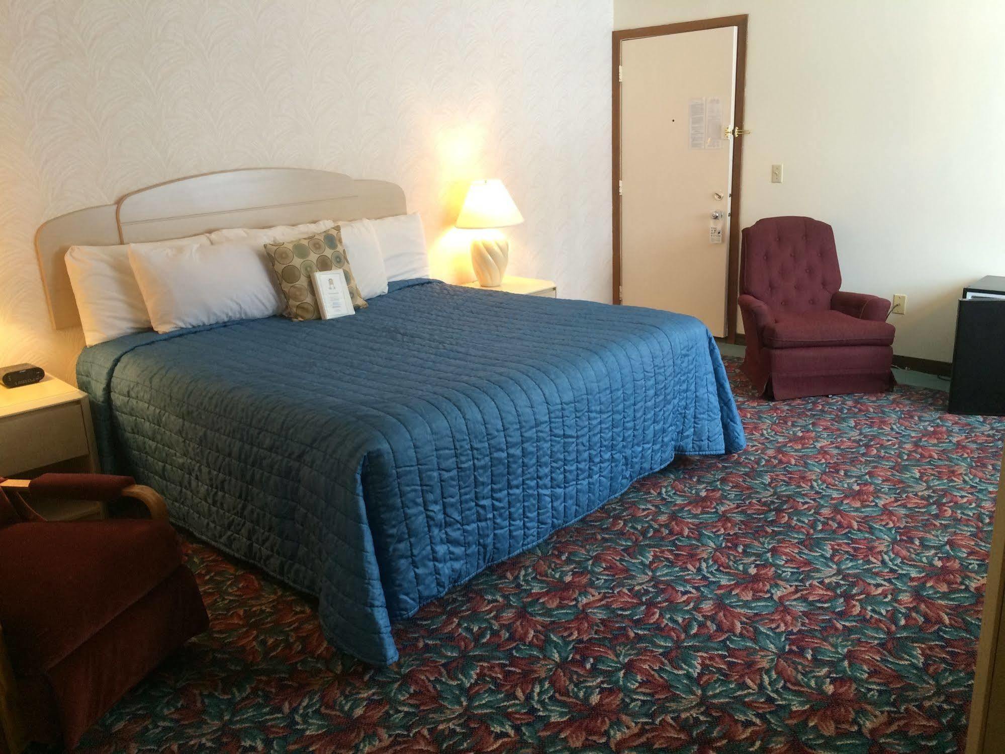 Cedar Motor Inn Marquette Eksteriør billede