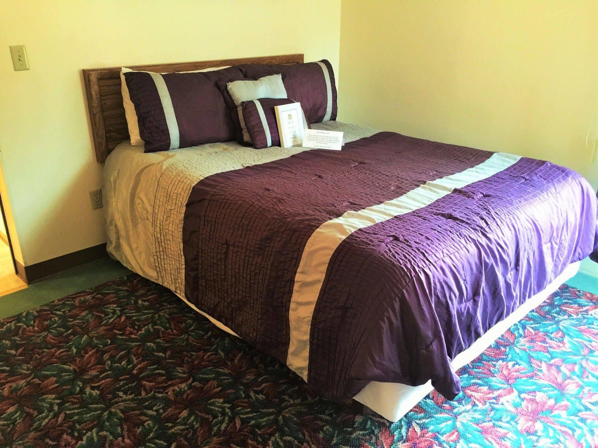 Cedar Motor Inn Marquette Eksteriør billede
