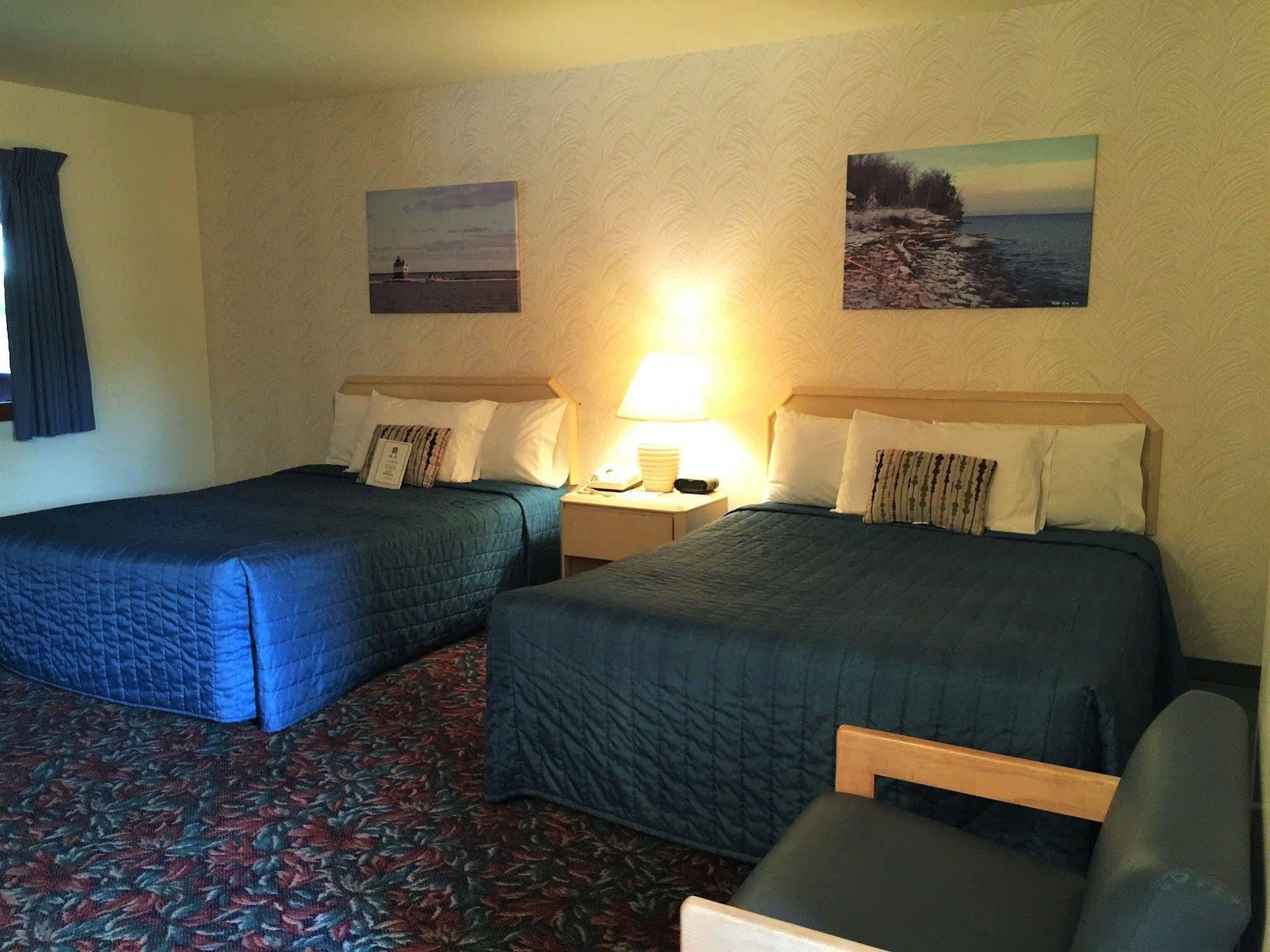Cedar Motor Inn Marquette Eksteriør billede