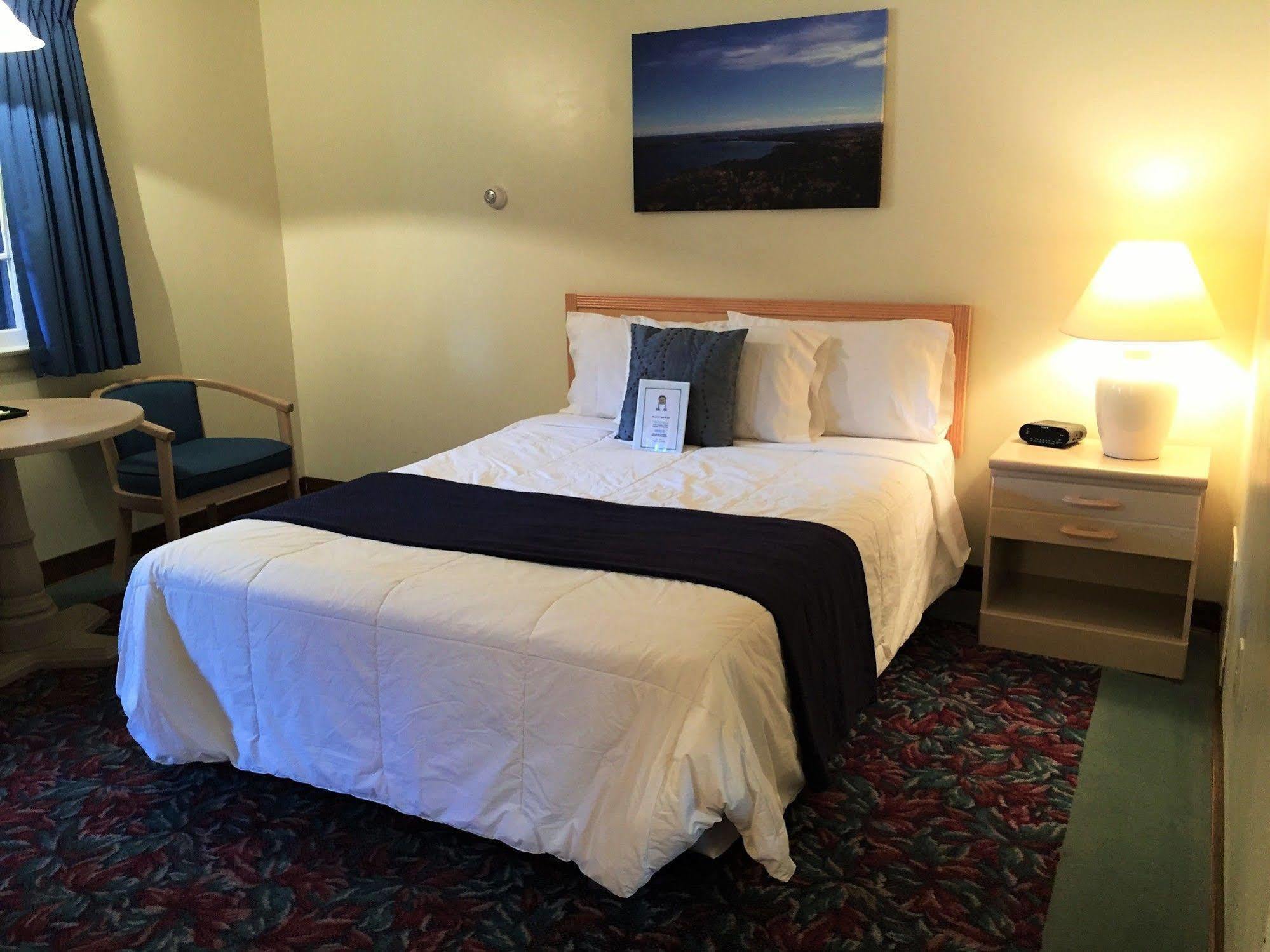Cedar Motor Inn Marquette Eksteriør billede