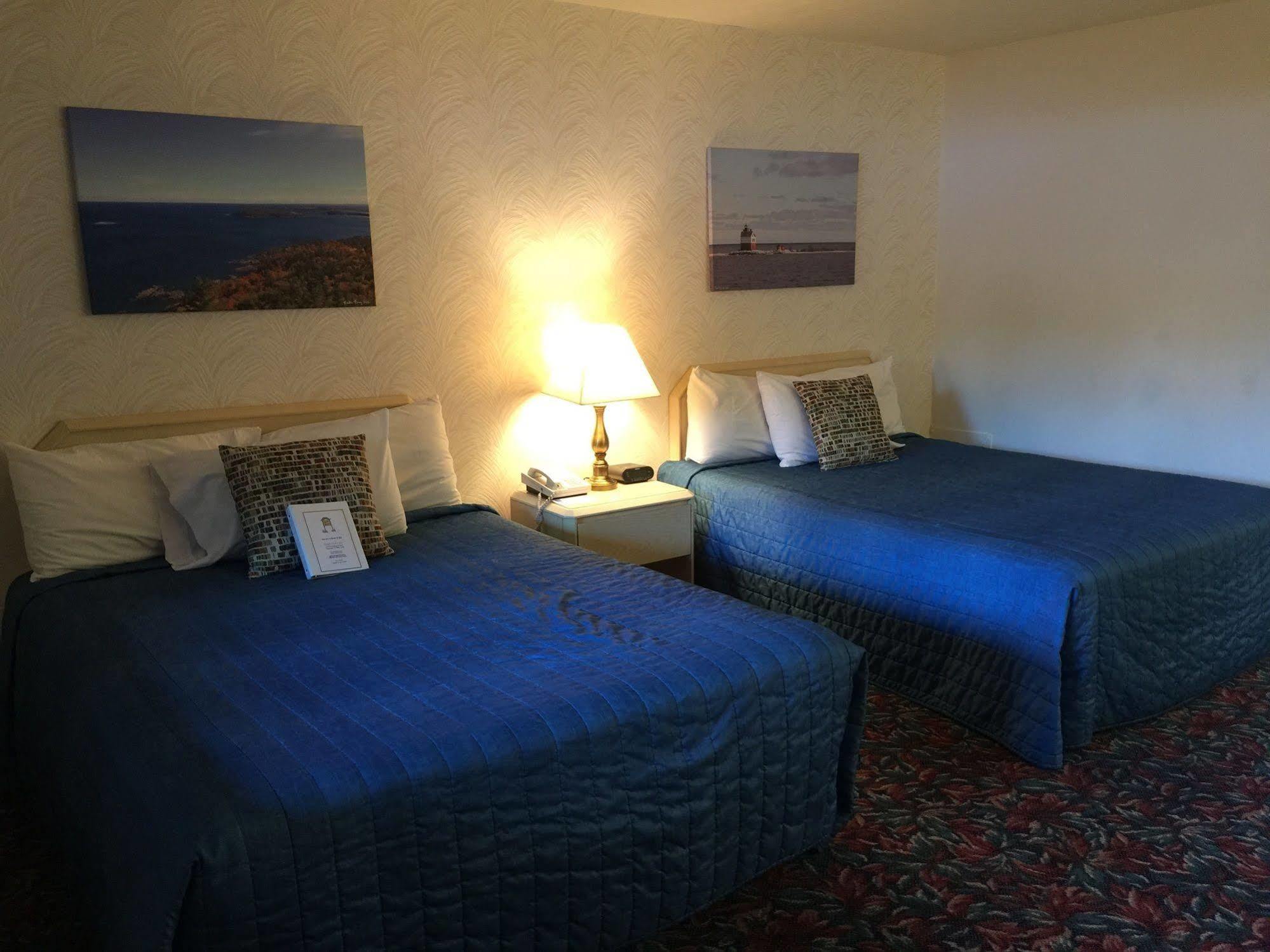 Cedar Motor Inn Marquette Eksteriør billede