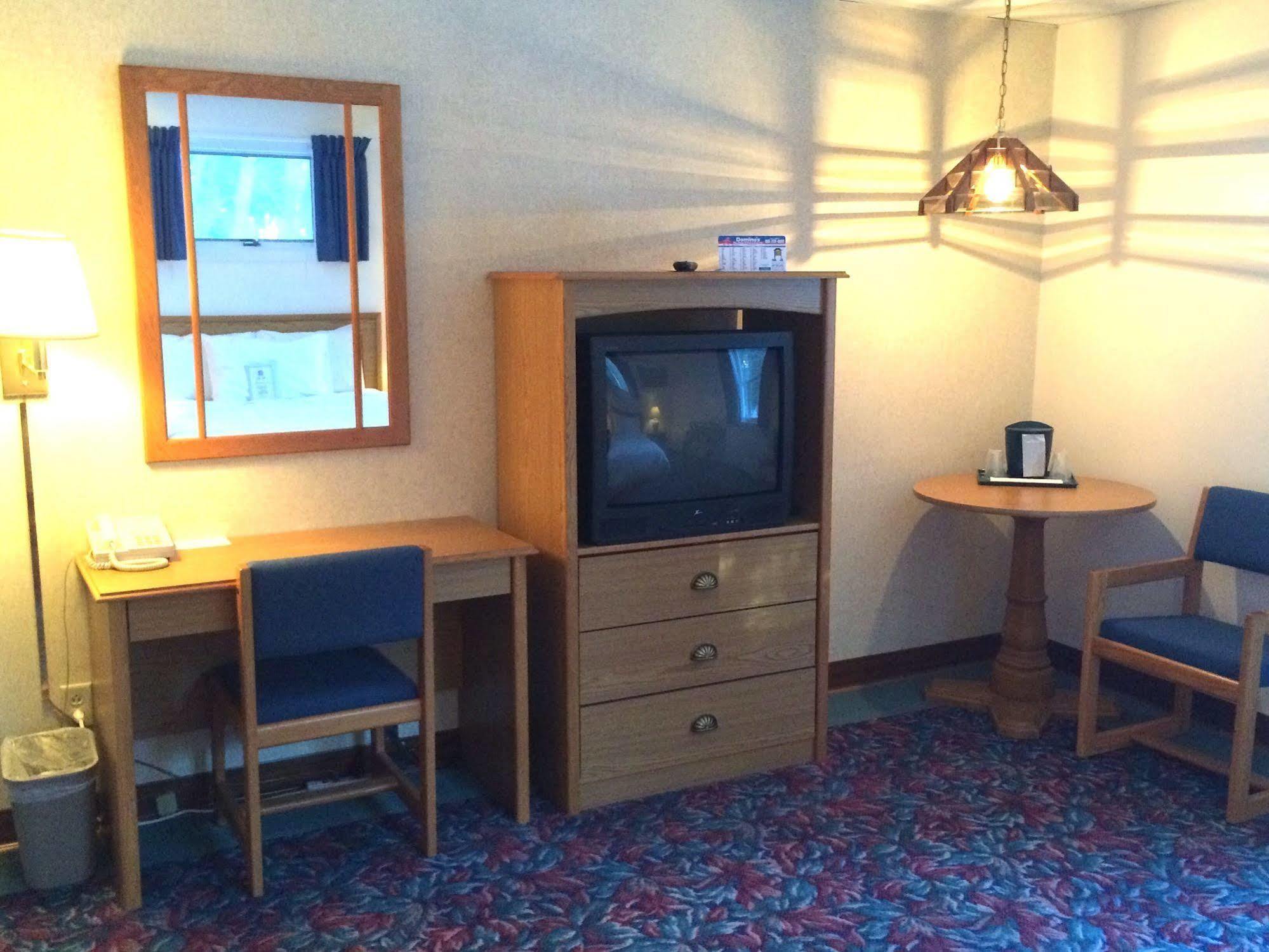 Cedar Motor Inn Marquette Eksteriør billede